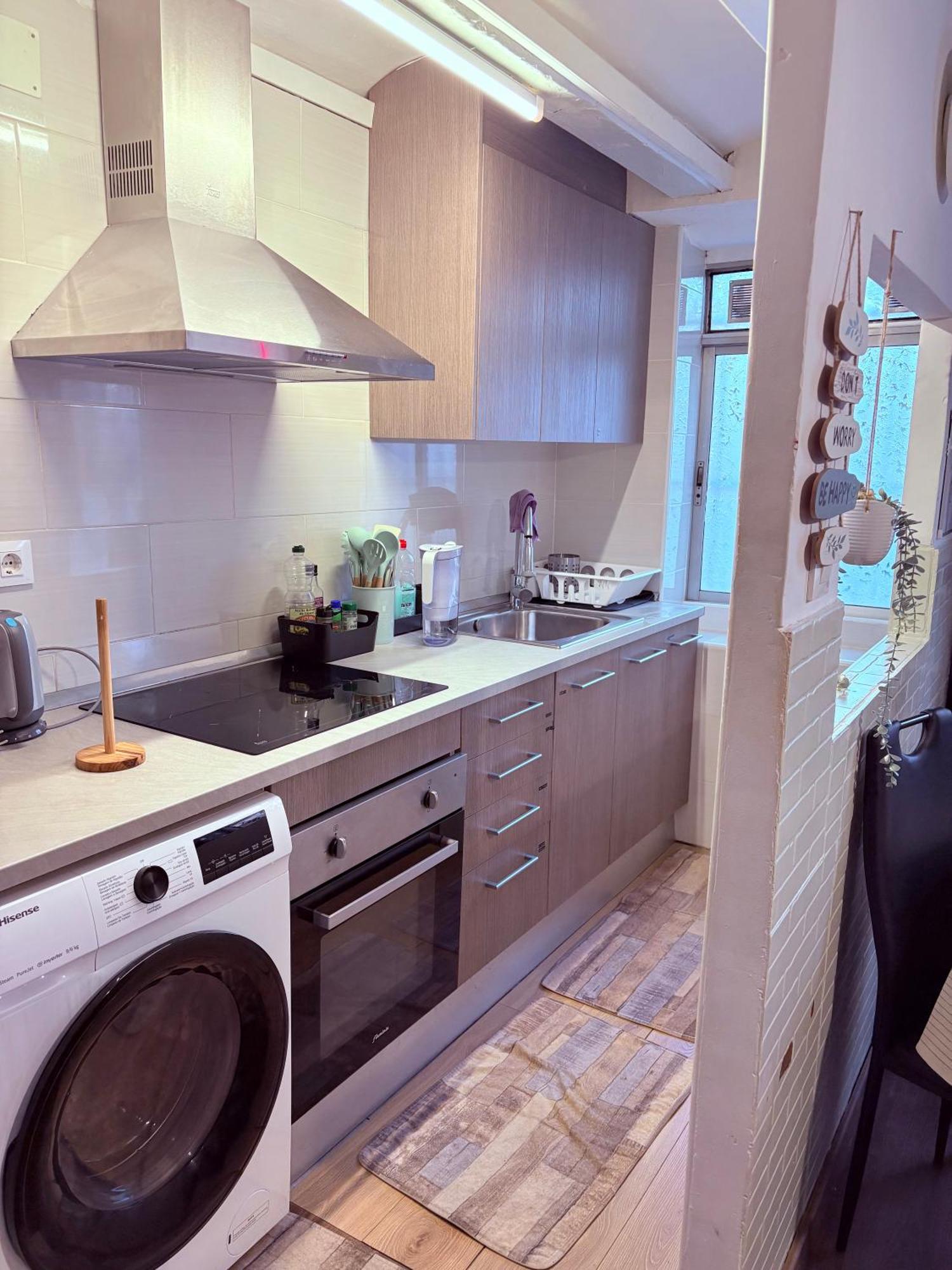 Stunning Flat For 6 People 3 Blocks From The Beach Plus Welcome Breakfast บาร์เซโลนา ภายนอก รูปภาพ