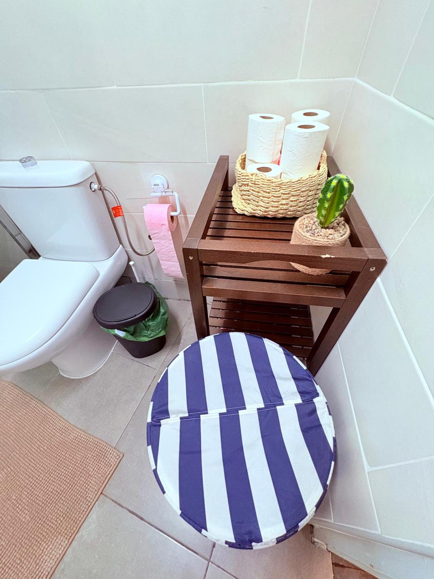 Stunning Flat For 6 People 3 Blocks From The Beach Plus Welcome Breakfast บาร์เซโลนา ภายนอก รูปภาพ